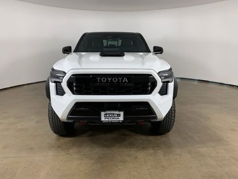 Used 2025 Toyota Tacoma TRD Pro image 2