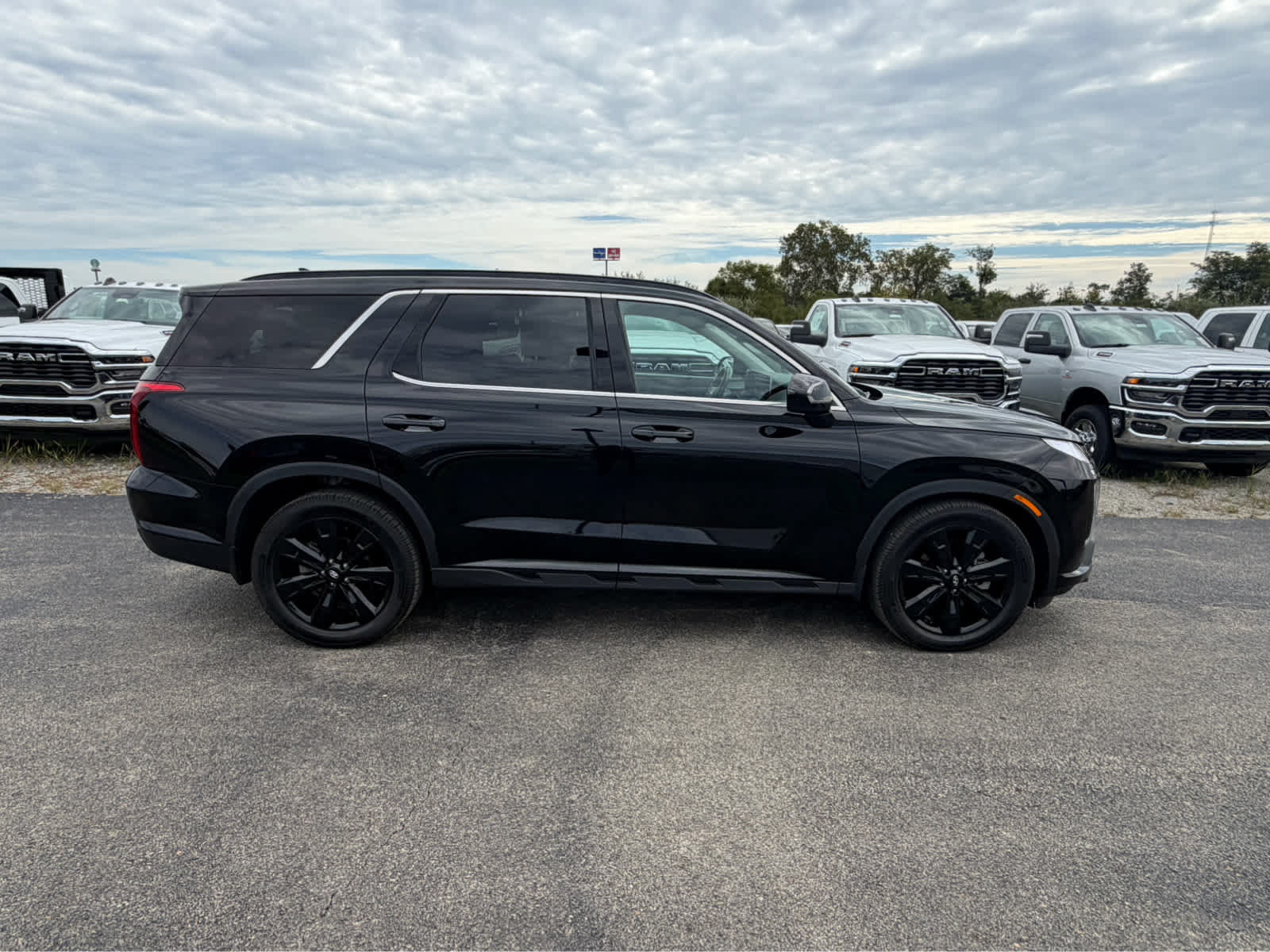 Used 2023 Hyundai Palisade XRT w/ Cargo Package AWD/4WD image 9