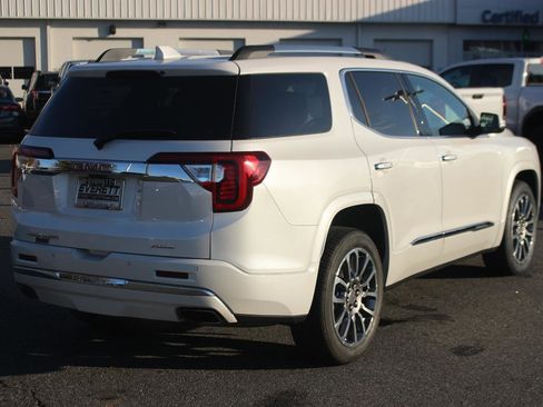 Used 2022 GMC Acadia Denali w/ Denali Ultimate Package image 7