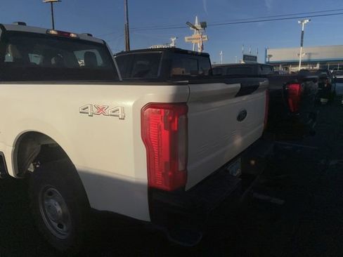 Used 2023 Ford F250 XL w/ XL Driver Assist Package image 6