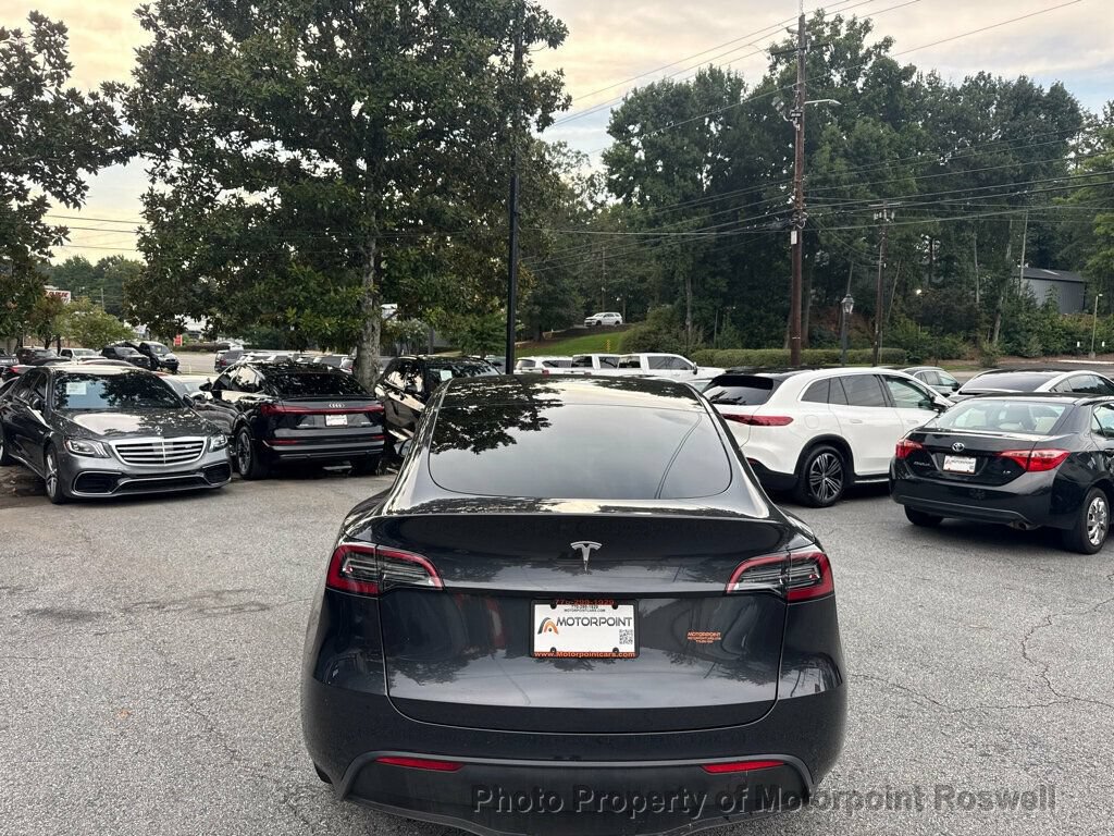 Used 2024 Tesla Model Y 2WD image 7