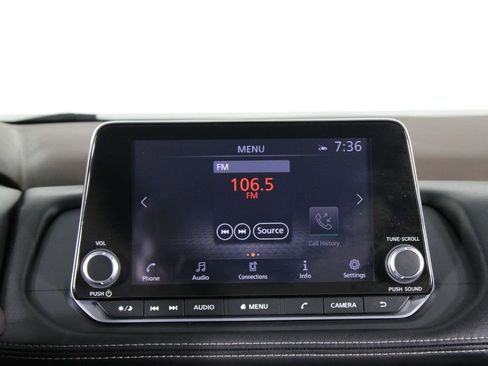 Certified 2021 Nissan Rogue SV w/ Premium Package image 9