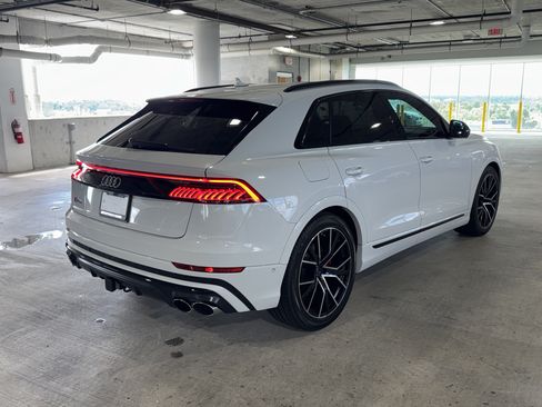 Used 2023 Audi SQ8 Premium Plus AWD/4WD image 8