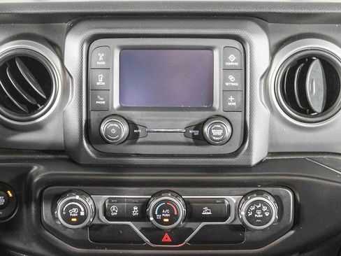 Used 2021 Jeep Wrangler Unlimited Sport image 15