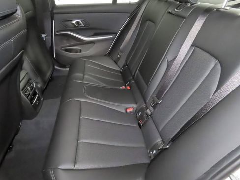 Used 2025 BMW 330i xDrive Sedan w/ Premium Package AWD/4WD image 24