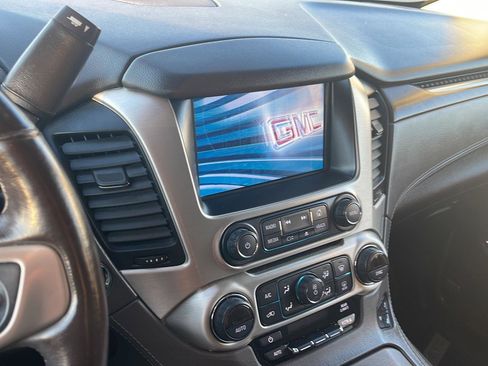 Used 2020 GMC Yukon XL Denali w/ Denali Ultimate Package image 9