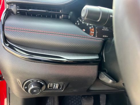 Used 2023 Jeep Compass Trailhawk image 18