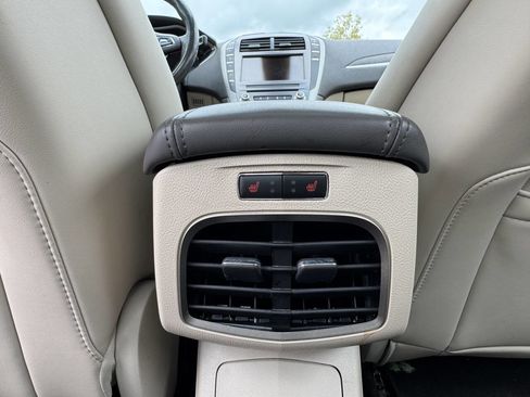 Used 2019 Lincoln MKZ Reserve w/ Reserve Plus Package image 15