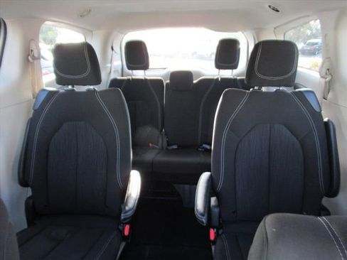 Certified 2024 Chrysler Voyager LX image 26