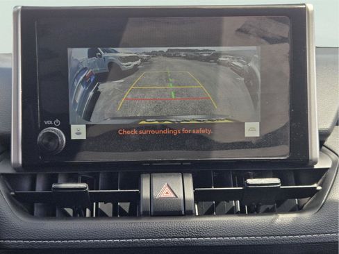 Used 2024 Toyota RAV4 LE FWD image 16