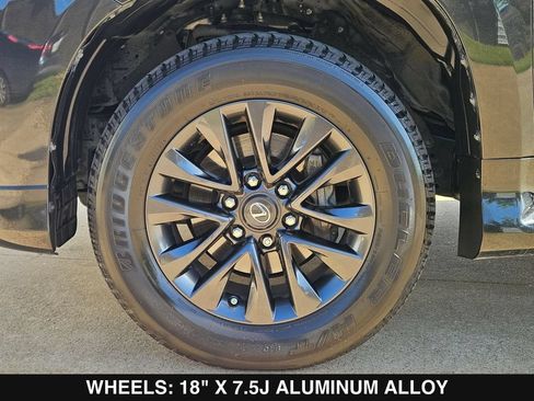 Used 2023 Lexus GX 460 Premium AWD/4WD image 35