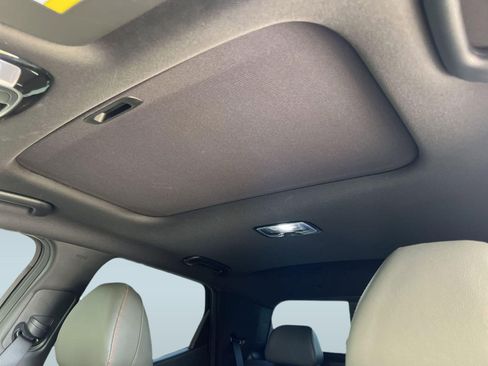 Used 2024 Hyundai Santa Cruz Limited image 16