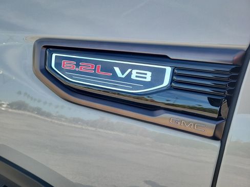New 2026 GMC Sierra 1500 AT4X AWD/4WD image 9