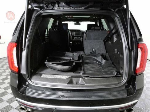 Used 2021 GMC Yukon Denali image 10