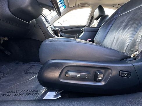 Used 2011 Lexus ES 350 FWD image 23