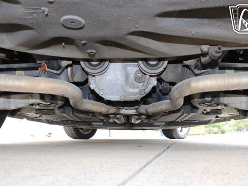 Used 2002 Ford Thunderbird RWD image 10