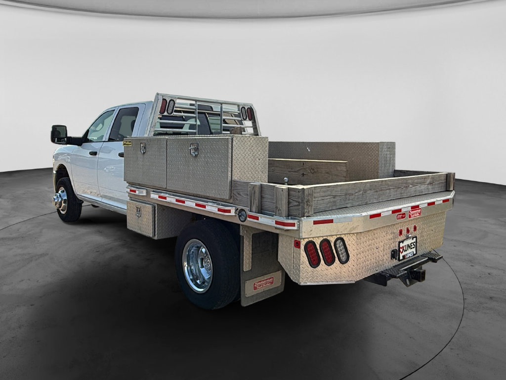 Used 2024 RAM 3500 Tradesman w/ Chrome Appearance Group AWD/4WD image 6