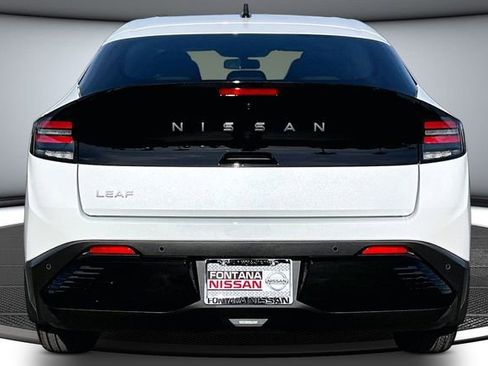 New 2026 Nissan Leaf image 4