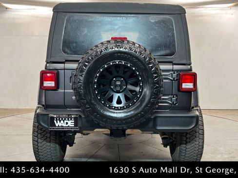 Used 2018 Jeep Wrangler Unlimited Sport S AWD/4WD image 4