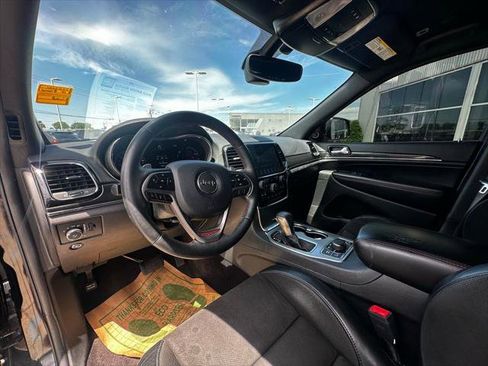 Used 2019 Jeep Grand Cherokee Trailhawk AWD/4WD image 10