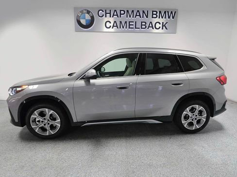 Used 2026 BMW X1 xDrive28i w/ Technology Package AWD/4WD image 3