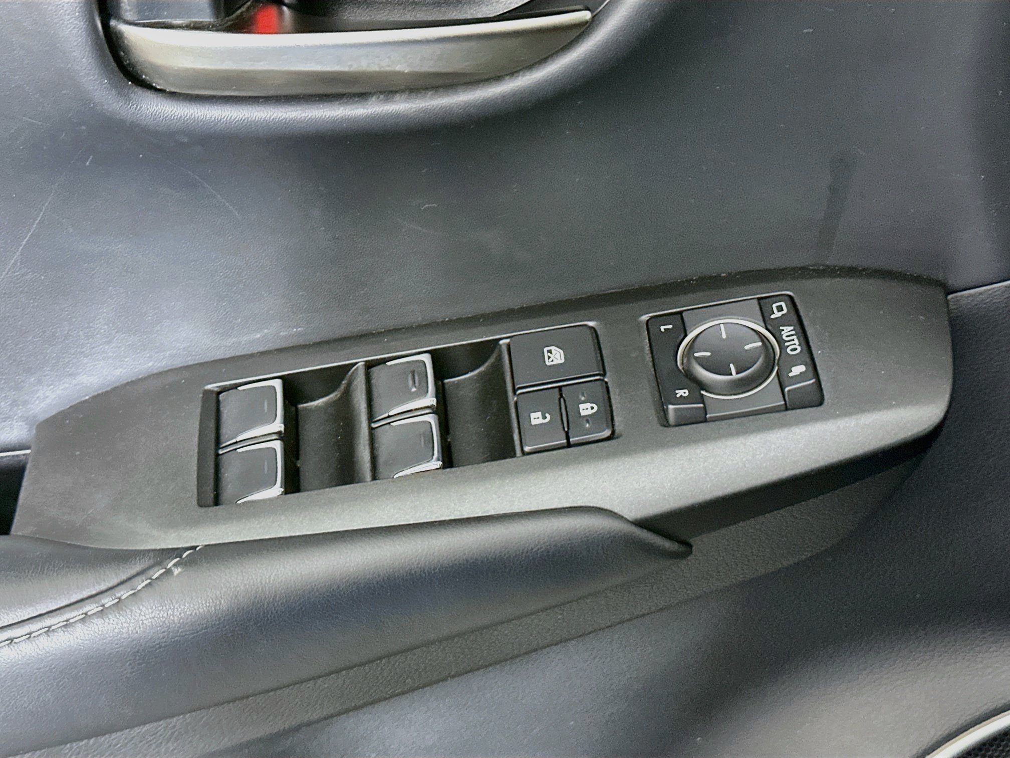 Used 2020 Lexus NX 300 FWD w/ Accessory Package 2 image 15