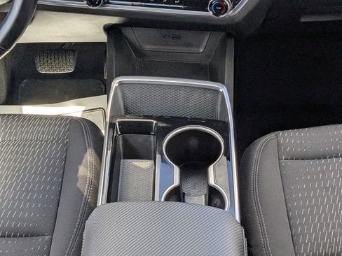 Used 2025 Chevrolet Equinox LT FWD image 19