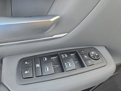 Used 2020 RAM 1500 Big Horn AWD/4WD image 24