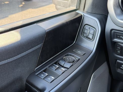 Certified 2022 Ford F150 Lariat w/ Equipment Group 502A High image 33