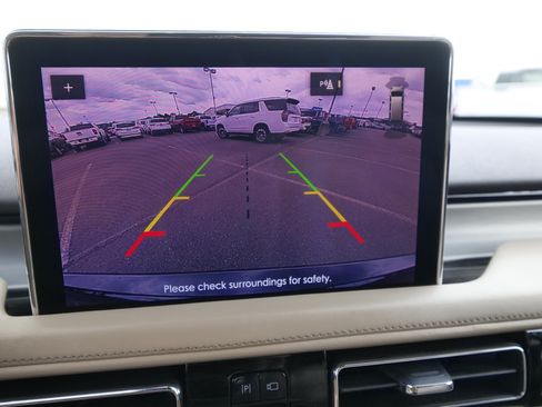 Used 2022 Lincoln Aviator AWD w/ Premium Package image 30