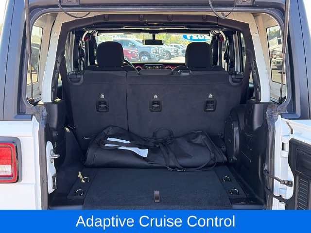 Used 2021 Jeep Wrangler Unlimited Rubicon AWD/4WD image 8