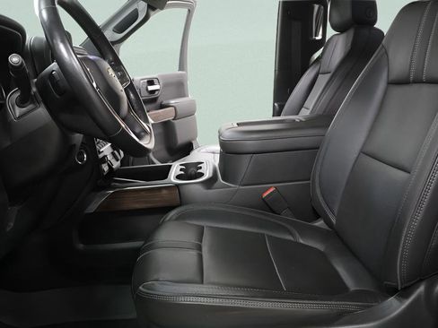 Used 2021 Chevrolet Silverado 1500 High Country w/ Technology Package image 23