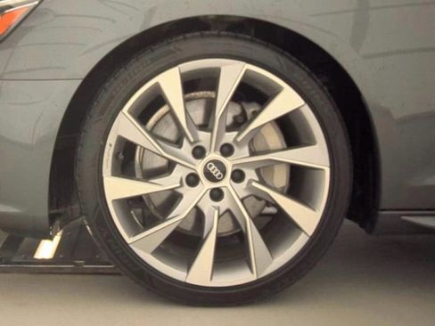 Used 2022 Audi A4 2.0T Premium Plus AWD/4WD image 16