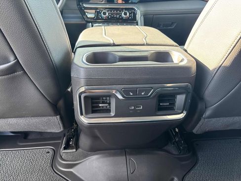 Used 2025 GMC Sierra 1500 Denali image 37