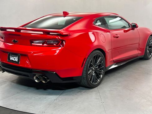 Used 2018 Chevrolet Camaro ZL1 RWD image 6