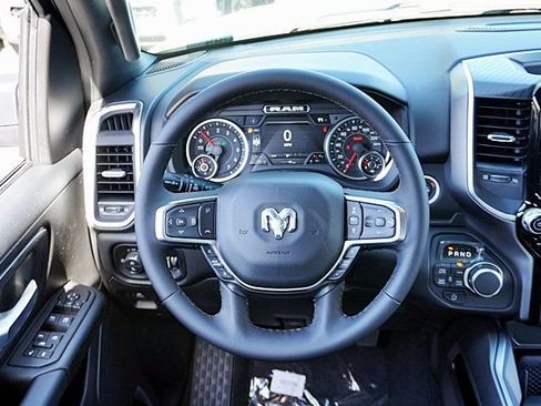 New 2026 RAM 1500 Big Horn AWD/4WD image 26