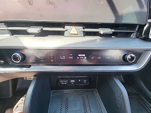 Used 2023 Kia Sportage X-Pro AWD/4WD image 18