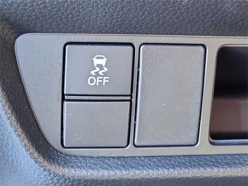 Certified 2023 Honda HR-V LX image 26