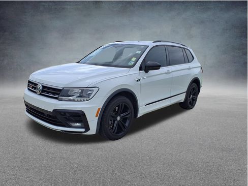 Used 2019 Volkswagen Tiguan S FWD image 3