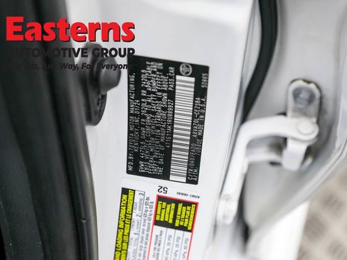 Used 2024 Toyota Camry SE image 50