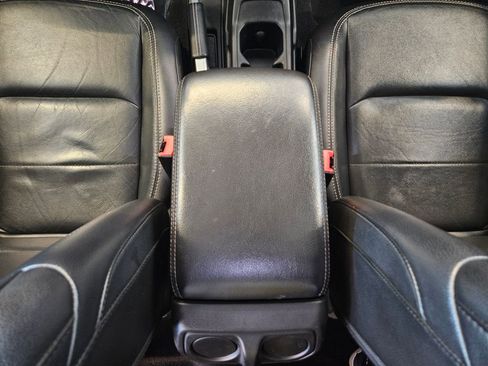 Used 2018 Jeep Wrangler Unlimited Sahara image 19