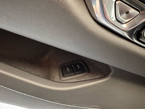 Used 2025 Chevrolet Corvette Stingray Coupe w/ 1LT image 14