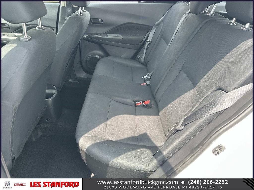 Used 2023 Nissan Kicks S FWD image 13