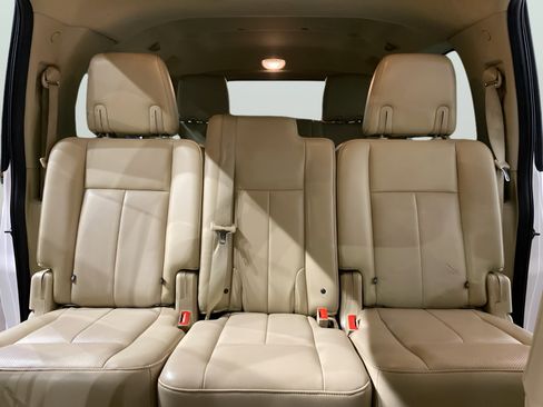 Used 2017 Ford Expedition EL Limited w/ Equipment Group 301A image 10