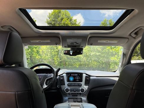 Used 2020 GMC Yukon SLT AWD/4WD image 29
