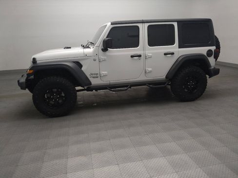 Used 2018 Jeep Wrangler Unlimited Sport S AWD/4WD image 2