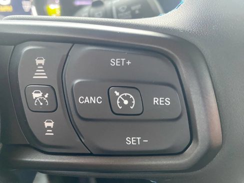 Used 2025 Jeep Wrangler Unlimited Rubicon 4xe AWD/4WD image 14