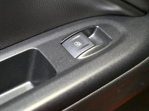 Used 2019 Chevrolet Colorado LT w/ LT Convenience Package RWD image 62