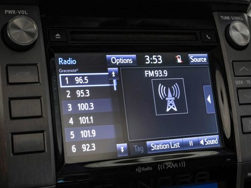 Used 2015 Toyota Tundra Limited w/ TRD Off Road Package image 28