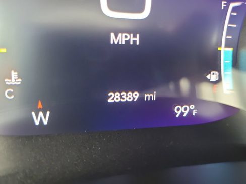 Used 2023 Chrysler Pacifica Touring-L FWD image 36